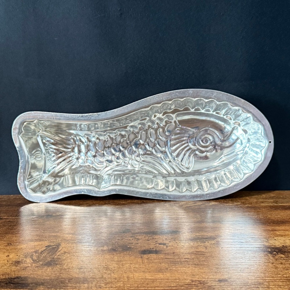 Fish Jello Mold Wall Decoration/Art - Picture 7 of 13